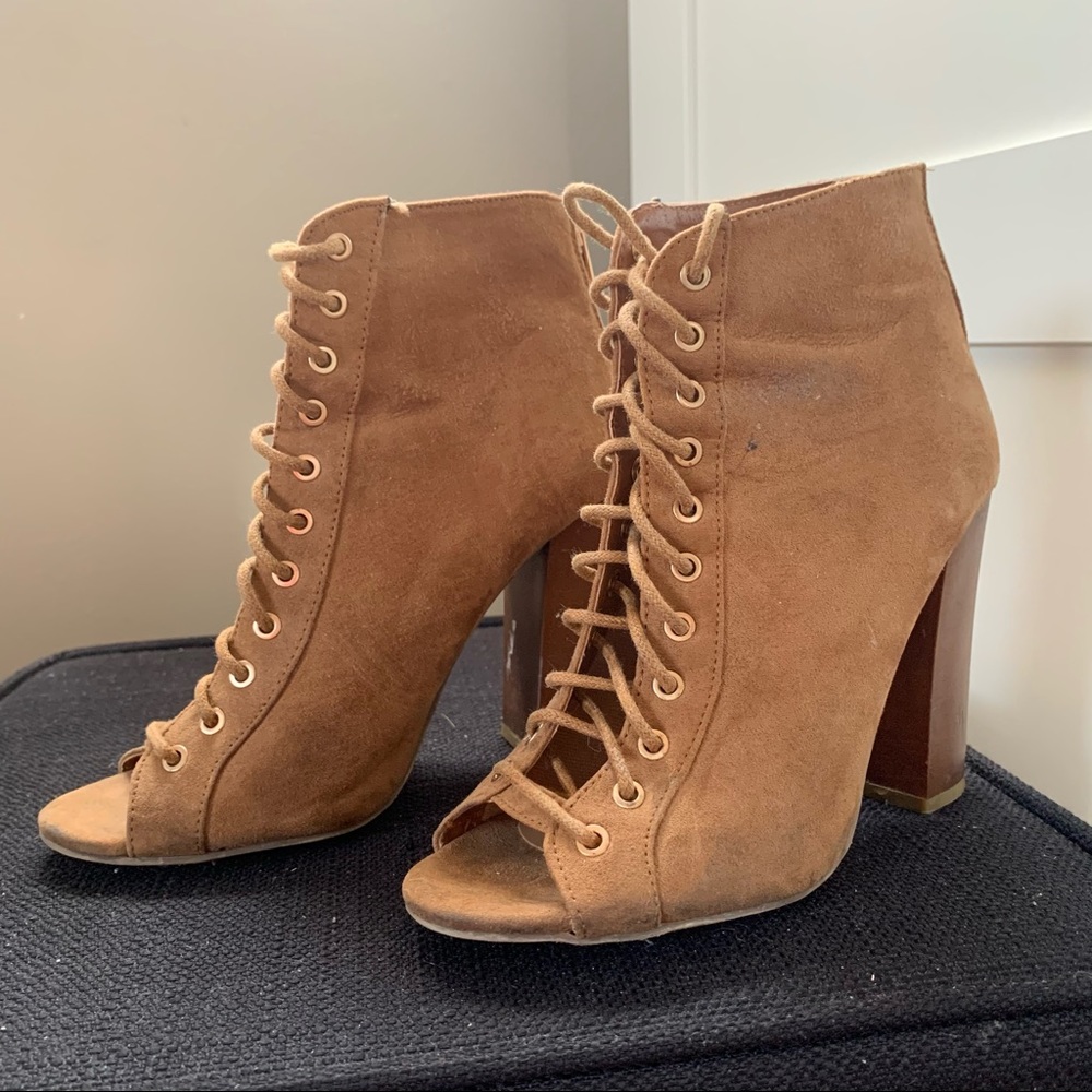 lace up block heel bootie